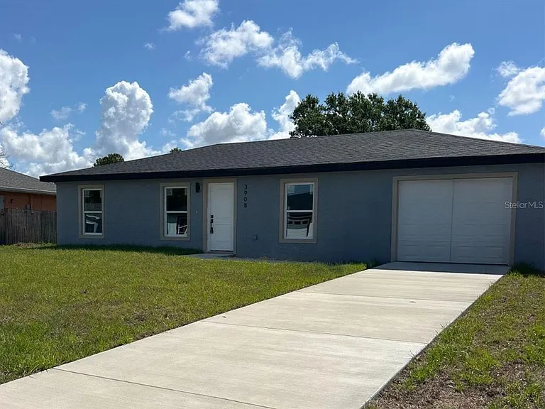 3908 El Rado Ave — Photo 1