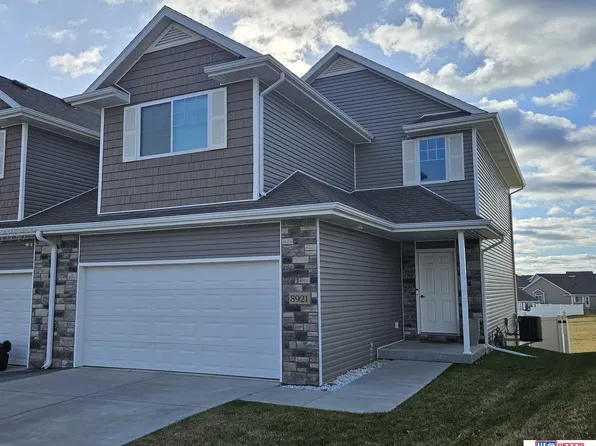 8921 Fremont St, Lincoln, NE 68507