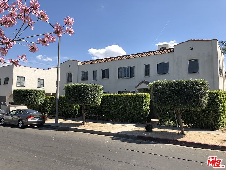 1st image of 7714 Rosewood Ave #7720