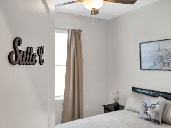 2nd image of 9309 Belfast St Room C