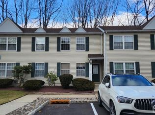 8 Hanover Sq #B, Middlesex, NJ 08846