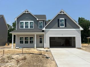 49 E Maritt St, Hampstead, NC 28443