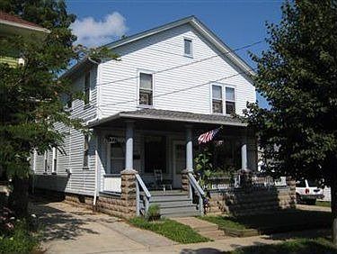 1st image of 1446 Winchester Ave
