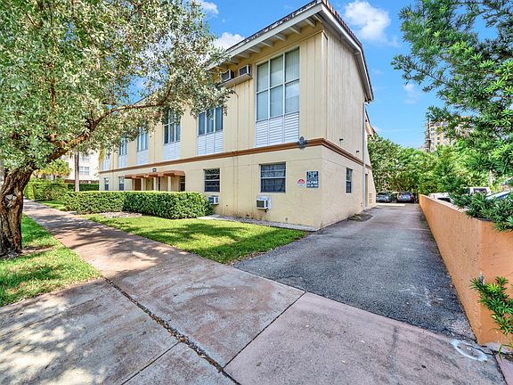 4th image of 134 Salamanca Ave #10B