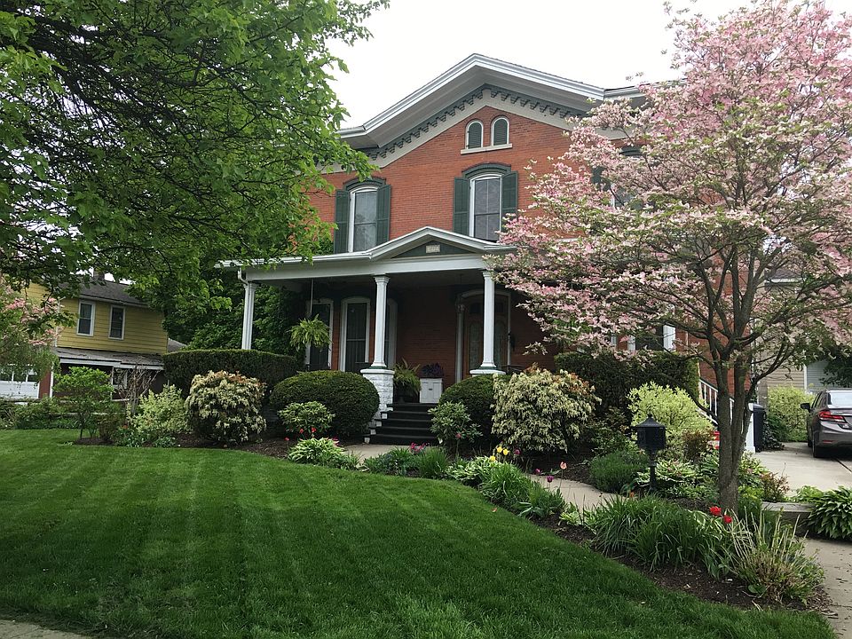 2nd image of 491 Waverly St