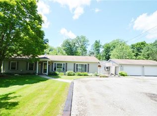 310 Latonka Dr, Mercer, PA 16137