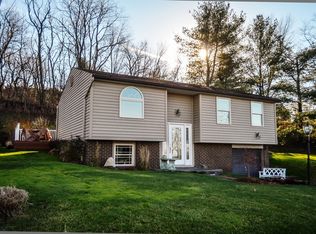108 Willow Dr, Freedom, PA 15042