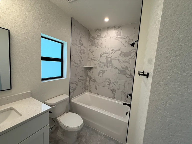 2646 Sadnet Ln — Photo 17