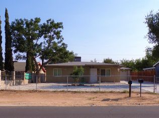 16351 Live Oak St, Hesperia, CA 92345