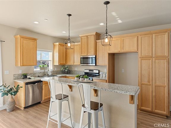 5th image of 1398 Elliott Rd