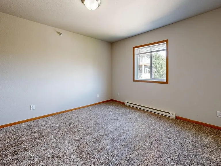 Fox Run Apartments — Photo 19