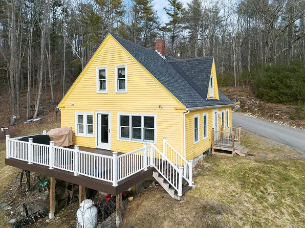 227 Warren Road, Pittston, ME 04345