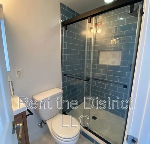 605B Kenyon St NW — Photo 5
