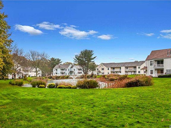 4th image of 204 Fairview Cir #204