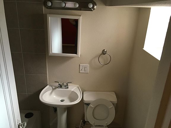 4th image of 1025 Colorado Blvd Unit 1