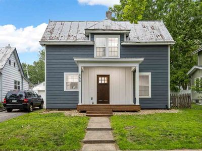 954 E Davenport St, Iowa City, IA, 52245