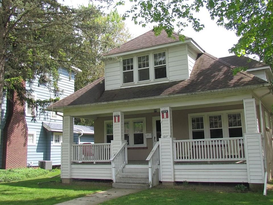 1st image of 1017 W Cross St