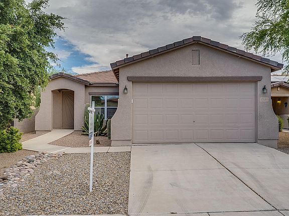 2nd image of 2180 W Sunset Surprise Ct