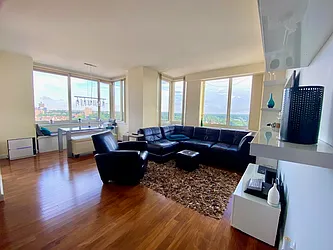 Rented by Nest Seekers International