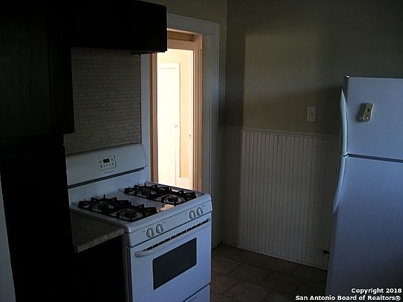5th image of 202 Koehler Ct