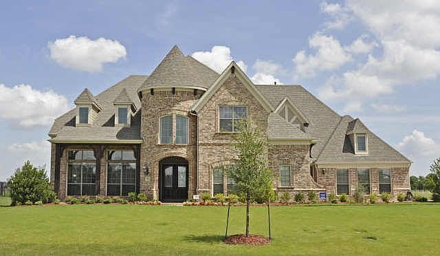 1st image of 7309 Meadow Glen Dr