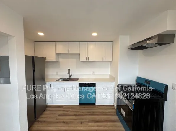 4421 W 166th St, Lawndale, CA 90260