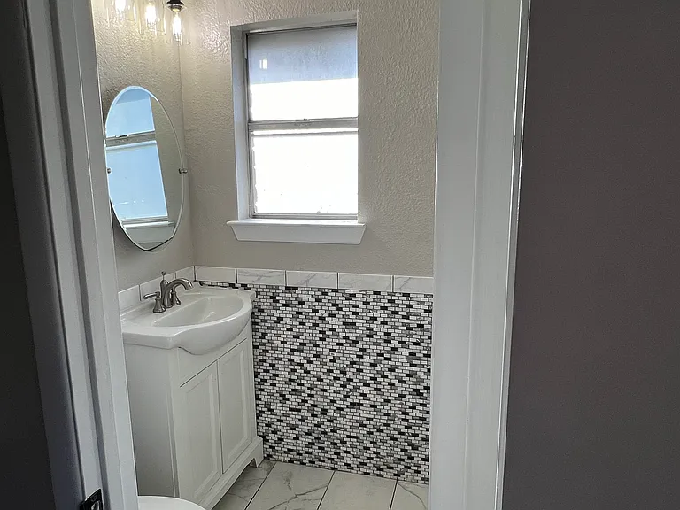 111 Finch Ln — Photo 8