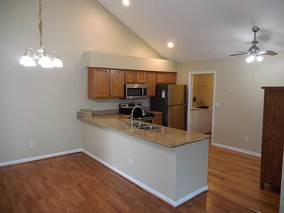 5th image of 4465 Spikerush Ln #17