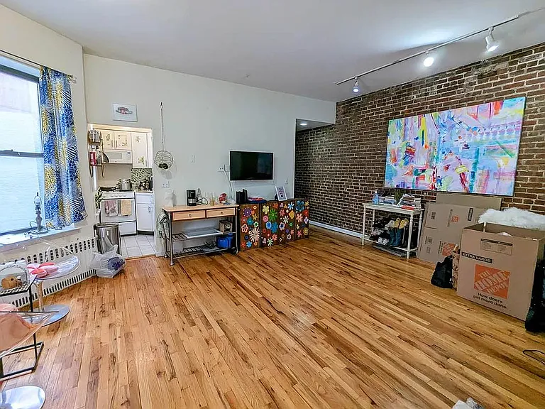 162 W 80th St #5G — Photo 3