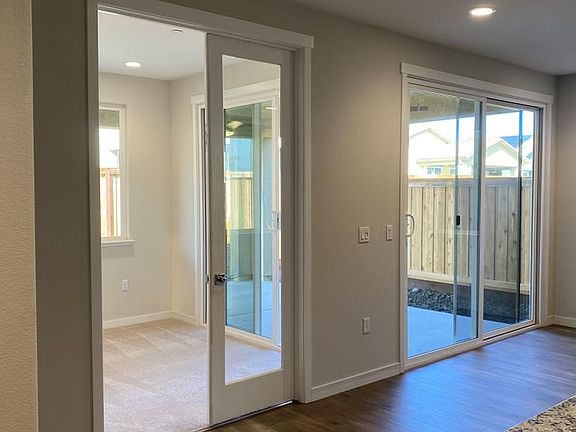Homesite 547 Den