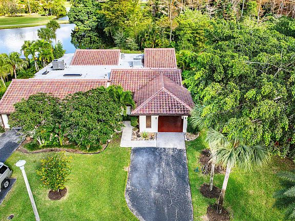 5th image of 21720 Arriba Real #37-B