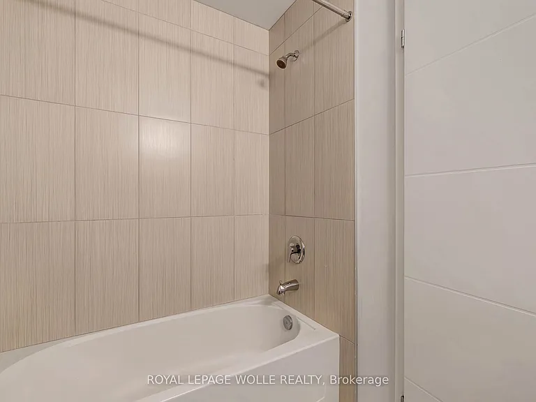280 Lester St #812 — Photo 9