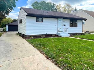 7033 W Kathryn Ave, Milwaukee, WI 53218