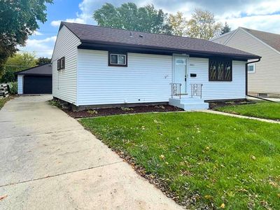 7033 West Kathryn AVENUE, Milwaukee, WI, 53218