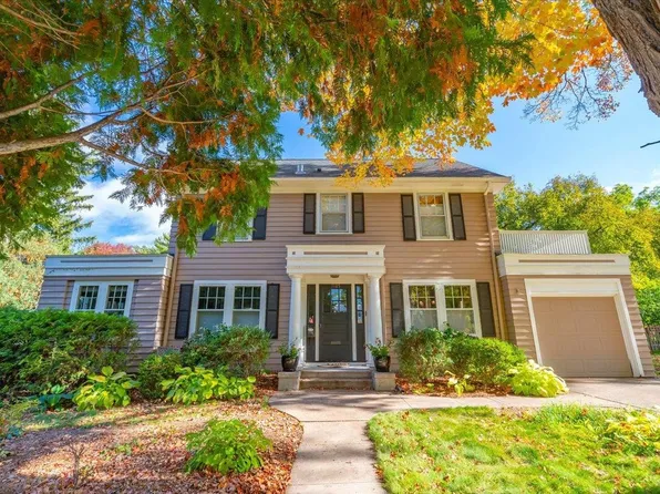 1105 Waban Hill, Madison, WI 53711