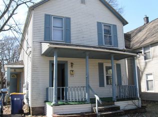 222 Travis St NE, Grand Rapids, MI 49505
