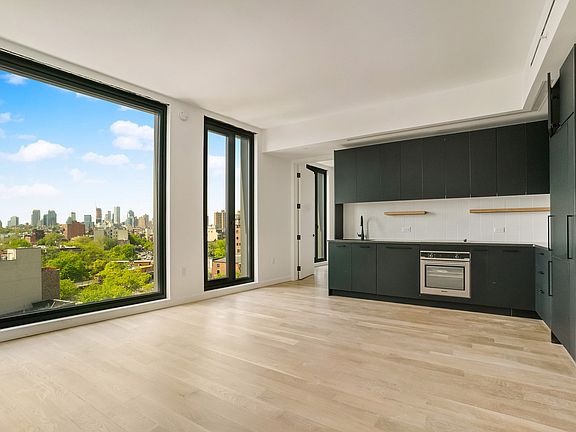 2nd image of 329 Broadway #90/6