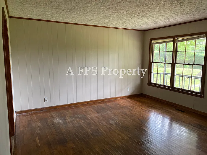 583 S Holcomb Rd SW — Photo 17