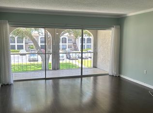 7701 Starkey Rd APT 730, Seminole, FL 33777