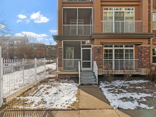 2550 38th Ave NE Unit 111, Saint Anthony, MN 55421
