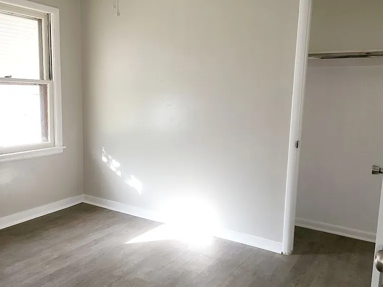 3120 N Hartford Pl — Photo 4