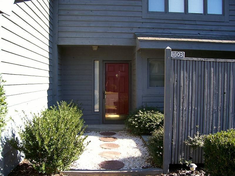 1st image of 1803 Sherbrooke Cir