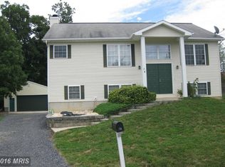74 Contessa Ct, Inwood, WV 25428