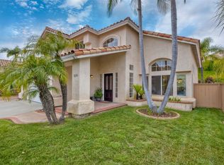 1854 Olympus Loop Dr, Vista, CA 92081