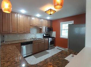 (Undisclosed Address), West Islip, NY 11795