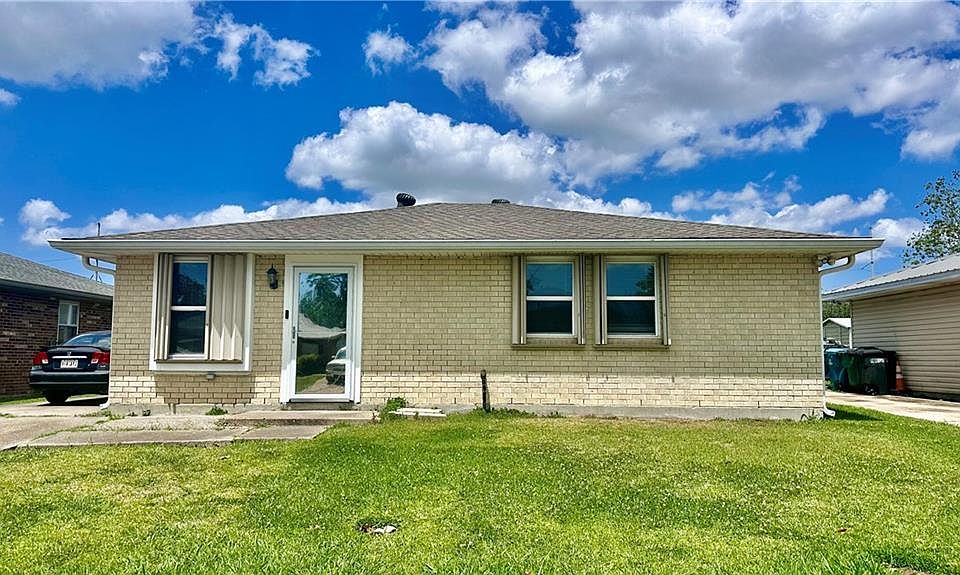 1st image of 2736 Isabelle Dr