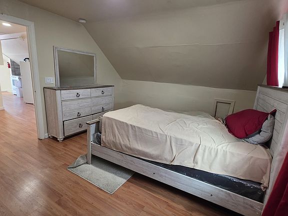 2nd image of 189 Colfax St APT 4