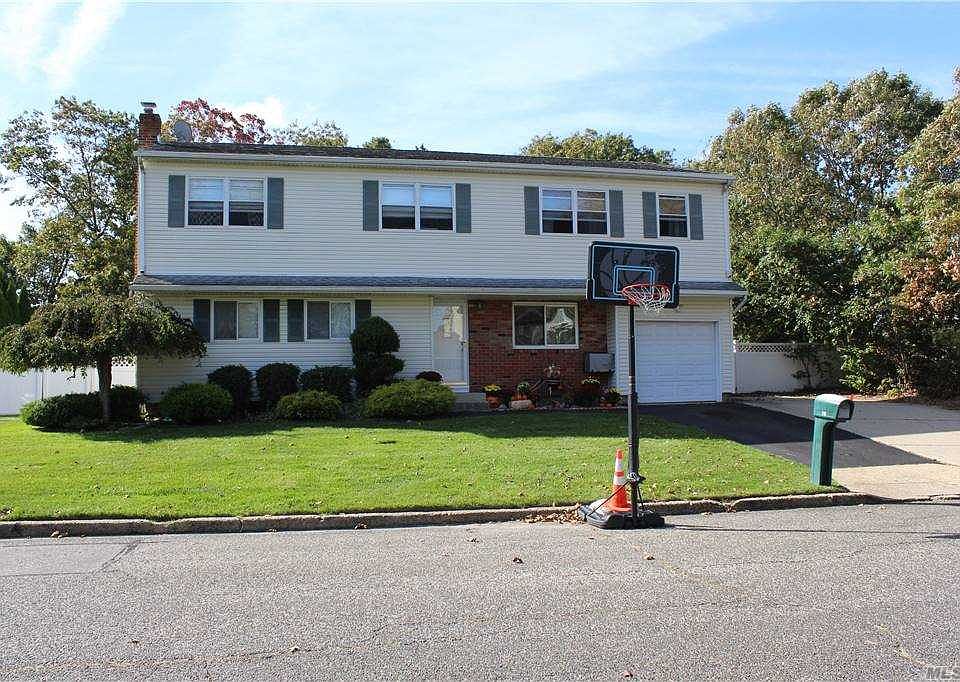 1st image of 10 Babcock Ave