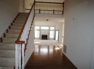 2145 Tysons Executive Ct, Dunn Loring, VA 22027