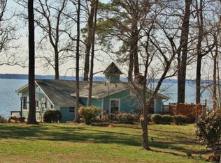 341 Riverview Rd, Lancaster, VA 22503